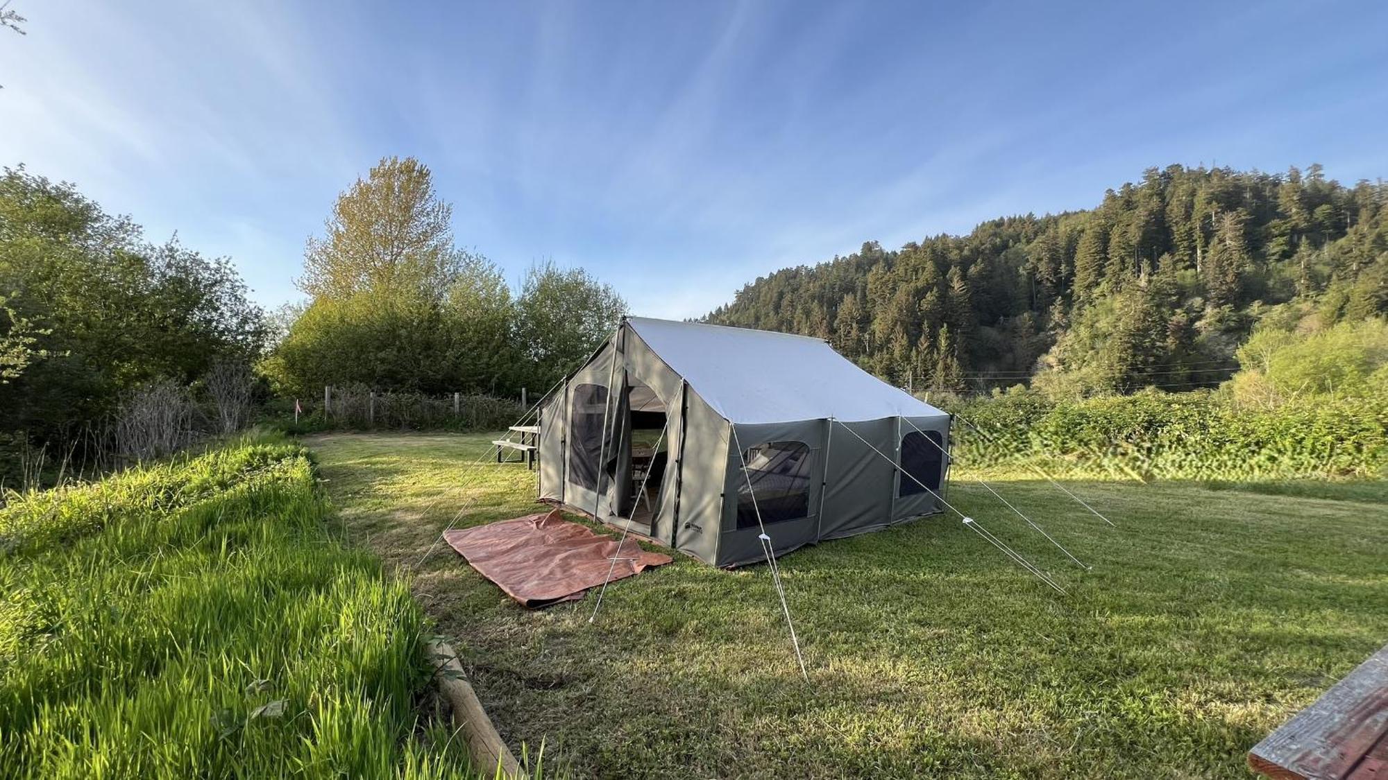 Glamping Tent On The River Klamath Εξωτερικό φωτογραφία